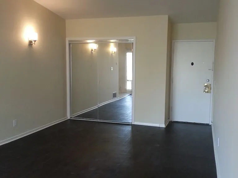 1326 N Flores Street — Photo 10