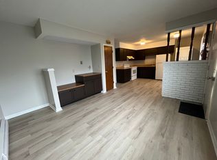 817 Central Ave #A, Tilton, IL 61833