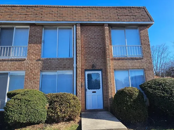 501 Germantown Ct, Warminster, PA 18974