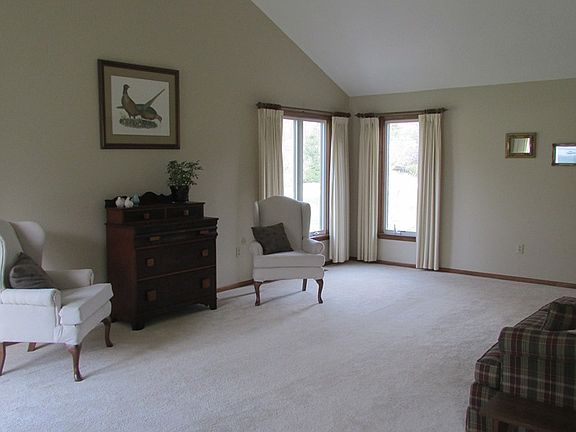 2nd image of 309 Donbar Dr