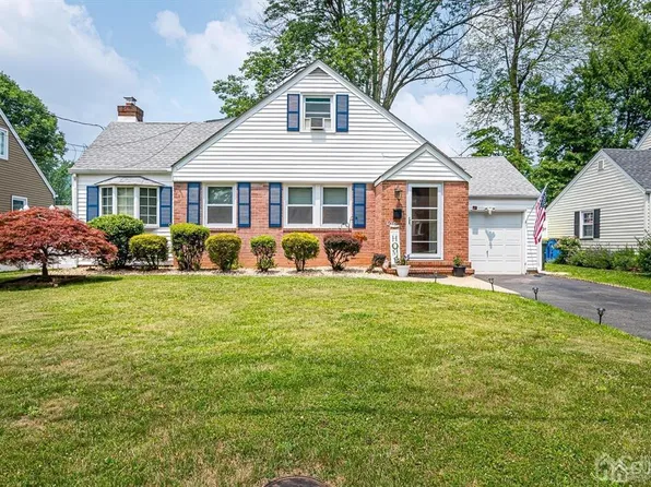 430 Oakridge Ave, North Plainfield, NJ 07063