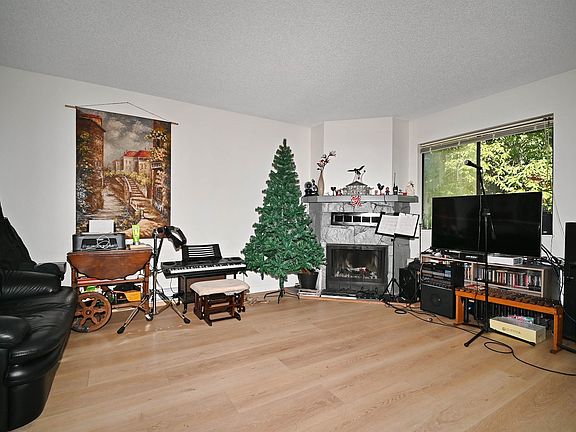 2nd image of 7144 133b St #210