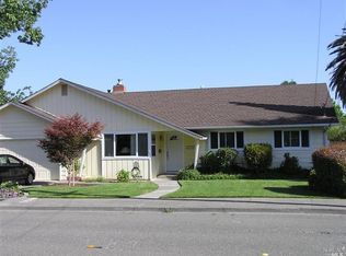 2028 Creekside Rd, Santa Rosa, CA 95405