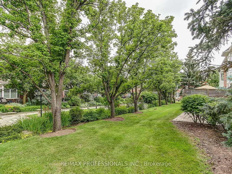 2145 Country Club Dr E #23 — Photo 33