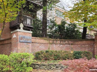 136 Stonegate Trl #37, Cresskill, NJ, 07626