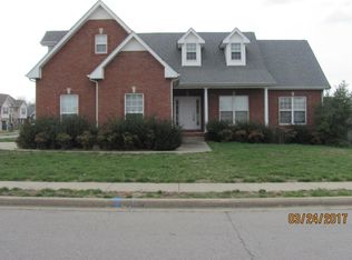 1197 Meadow Knoll Ln, Clarksville, TN 37040