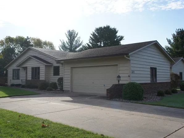3371 Westhaven Court, Eau Claire, WI 54701