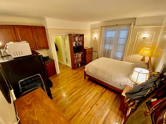3rd image of 530 Parkside Ave APT 5M