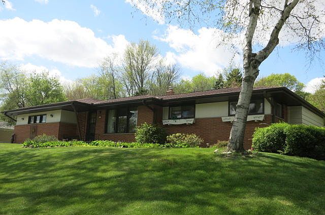 1st image of 5165 S Menard Dr