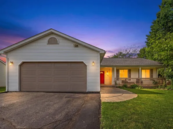 2679 Lacota Rd, Waterford, MI 48328