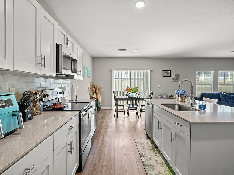 7580 Freesia Trce — Photo 10