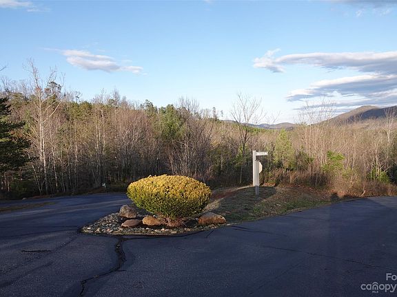 2nd image of 90 Tahawus Dr