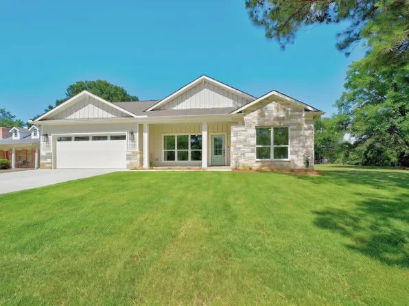 298 Autumn Wood Trl, Gun Barrel City, TX 75156