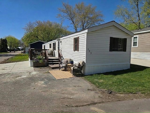 1st image of 123 Jaybee Ln #124