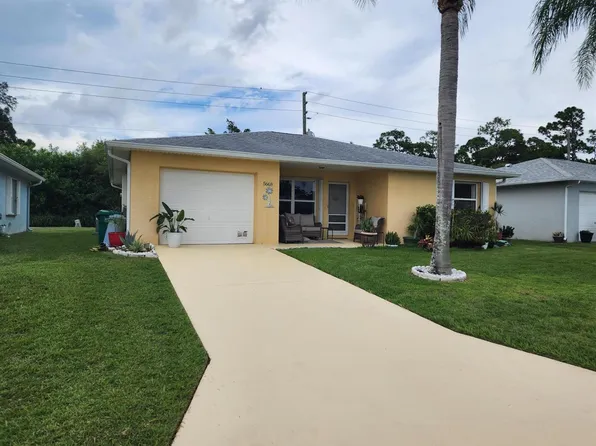 5668 Travelers Way, Fort Pierce, FL 34982