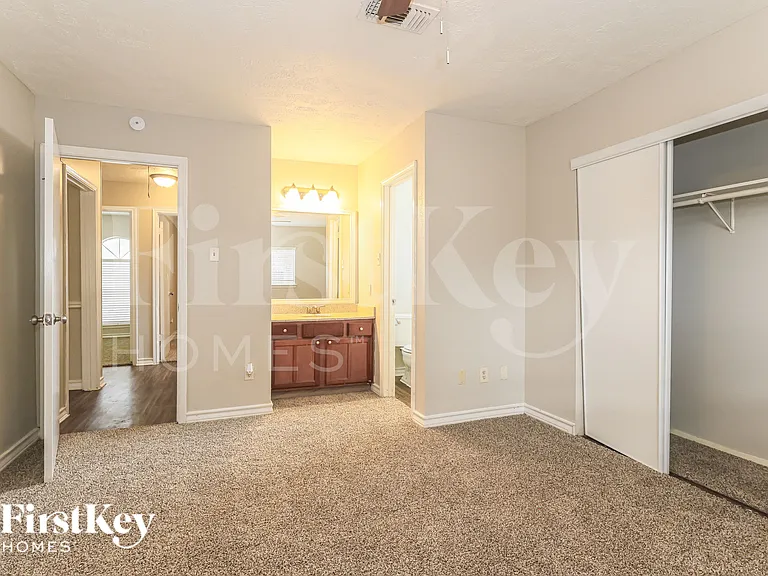 20327 Bridgedale Ln — Photo 12