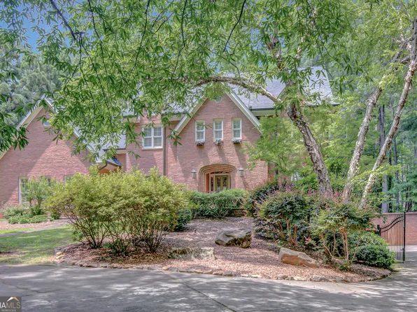 305 Sherwood Rd, Fayetteville, GA 30215