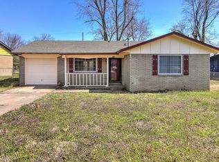 223 S 185th Ave E, Tulsa, OK 74108