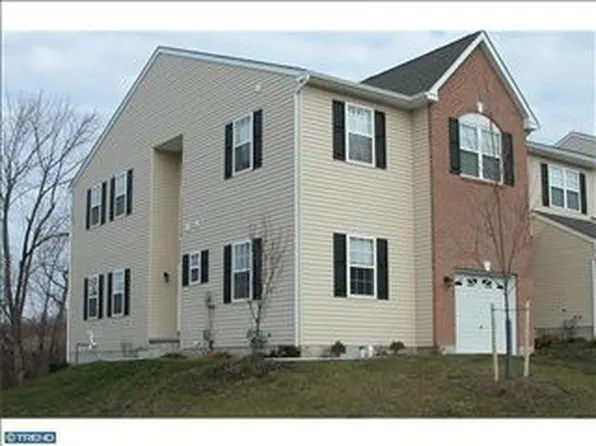 131 Stone Hill Dr, Pottstown, PA 19464