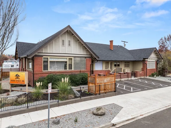 11 N Peach St, Medford, OR