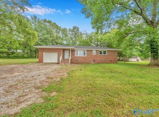 4198 Hobbs Island Rd, Owens Cross Roads, AL 35763