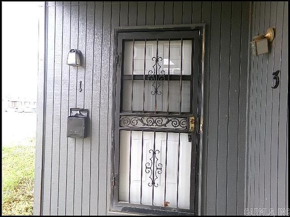 4th image of 1813 Sanford Dr APT 1