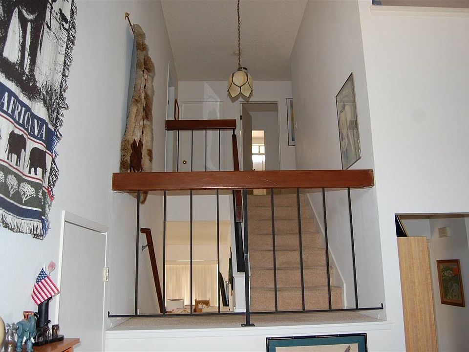 2nd image of 9062 Rowlett Ave