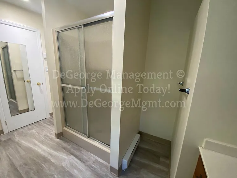 311 1/2 Washington St — Photo 18