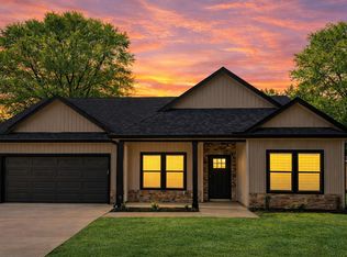 179 Cedar Ave, Wellford, SC 29385