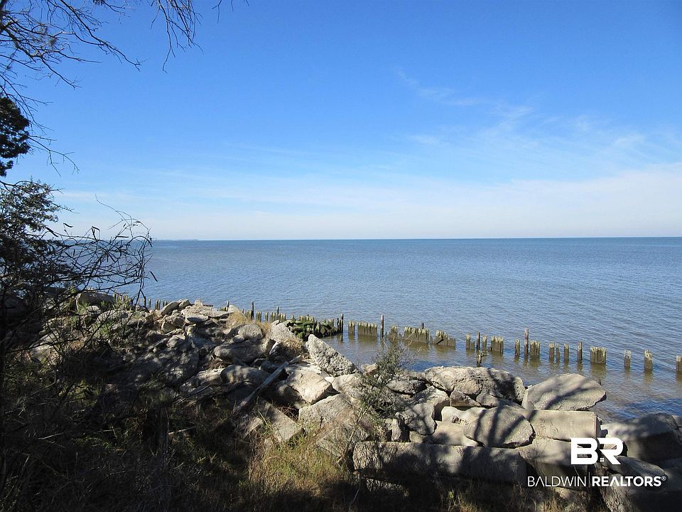1st image of Pleasure Point Rd