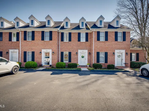 807 Wayne Ave NE, Abingdon, VA 24210