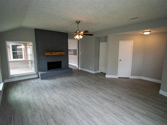 2nd image of 10623 Buffalo Bend Dr