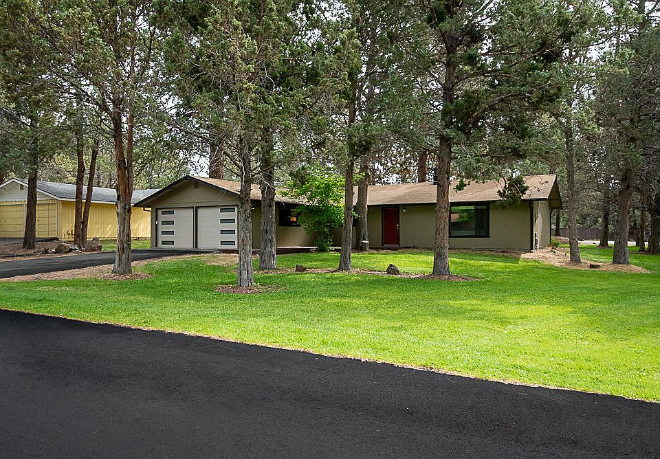 1st image of 61346 Robin Hood Ln