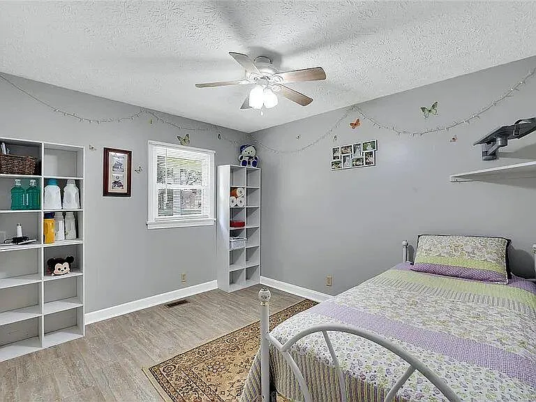 203 Phillips Ave — Photo 7