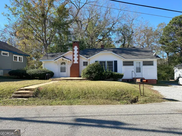 110 Church St, Valley, AL 36854