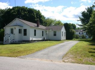 11 McDuffee St, Rochester, NH 03867