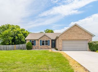 6746 Knoll Crest Way, Pendleton, IN 46064
