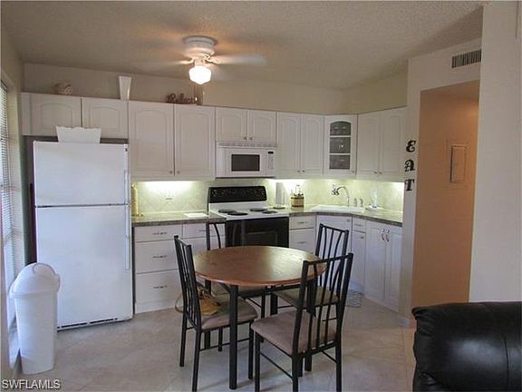 5th image of 1215 Edington Pl APT M4