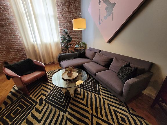 3rd image of 709 Jackson Ave #204