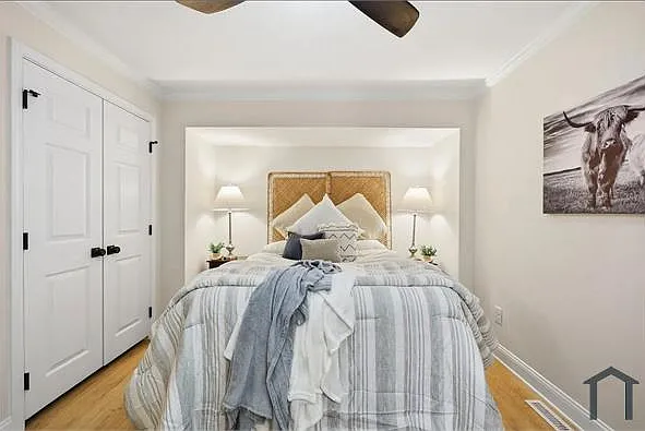 1112 Guyer St — Photo 17