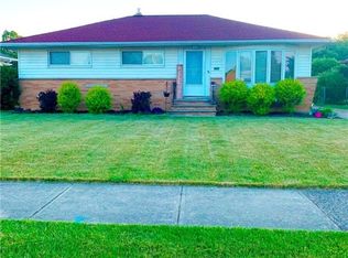 7246 Oakwood Rd, Parma, OH 44130