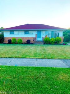 7246 Oakwood Rd, Parma, OH, 44130