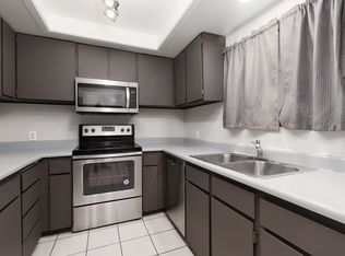 1676 Jupiter Ct APT B, Las Vegas, NV 89119