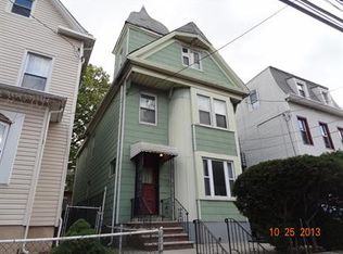 134 W Grand St, Elizabeth, NJ 07202