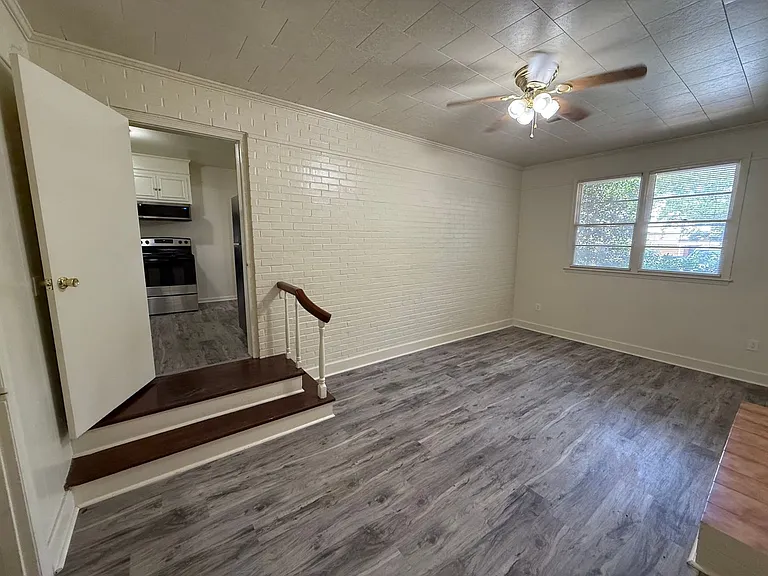 140 Forest Rd — Photo 11