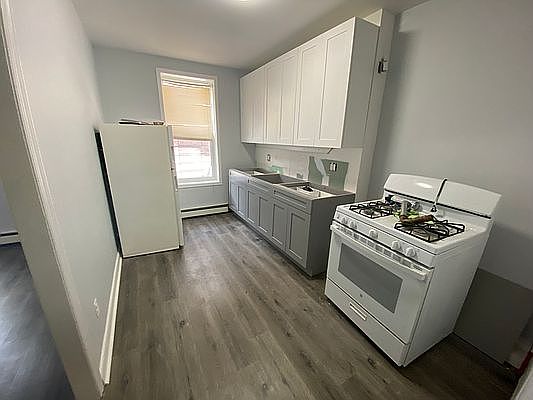 5th image of 1052 Flatbush Ave #2R