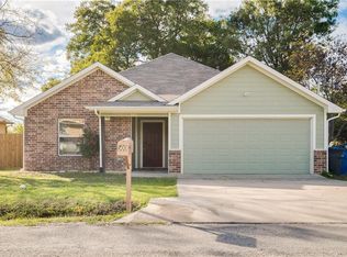 500 N Church St, Pilot Point, TX 76258