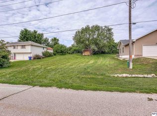 9118 Monroe Rd, Plattsmouth, NE 68048