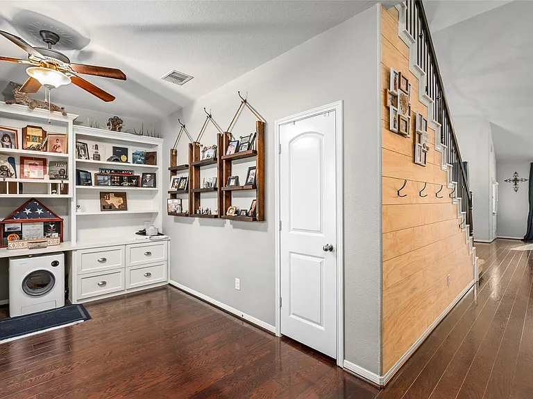 14104 N Crater Lake Ct — Photo 5
