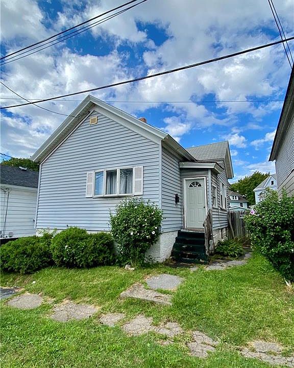 1st image of 106 Schneider St